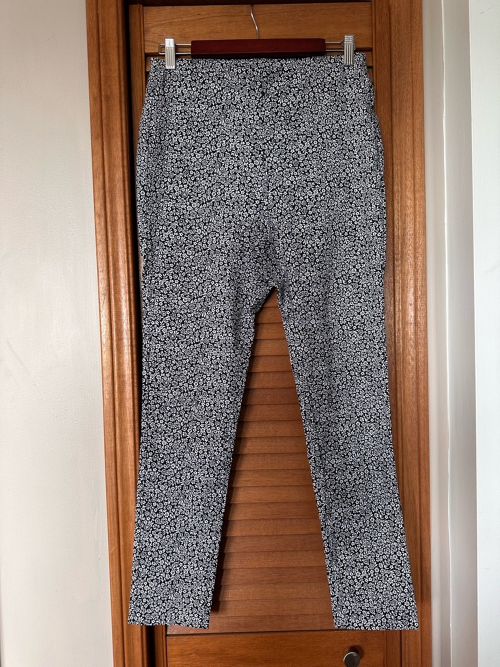 EUC Michael Kors pull on pant